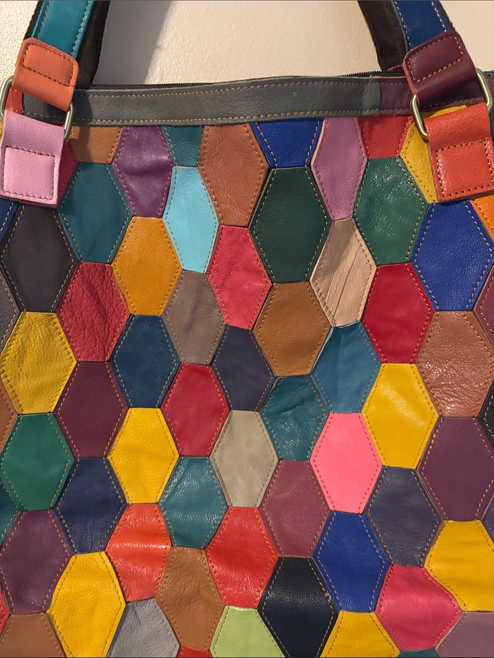 Ameri Leather Multi-Color Hex Patchwork Tote Bag - NEW - Picture 3 of 6
